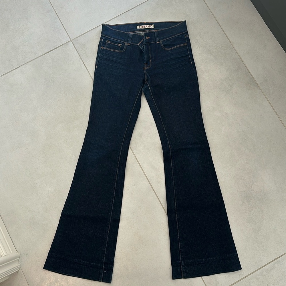 Mid waist Jeans size 28, dark denim JBrand